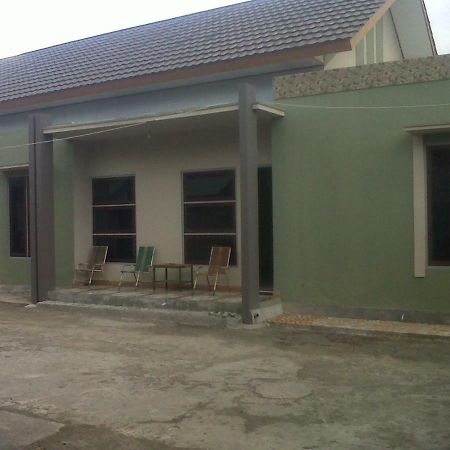 Cinnamon Guest House Bajawa Exteriör bild